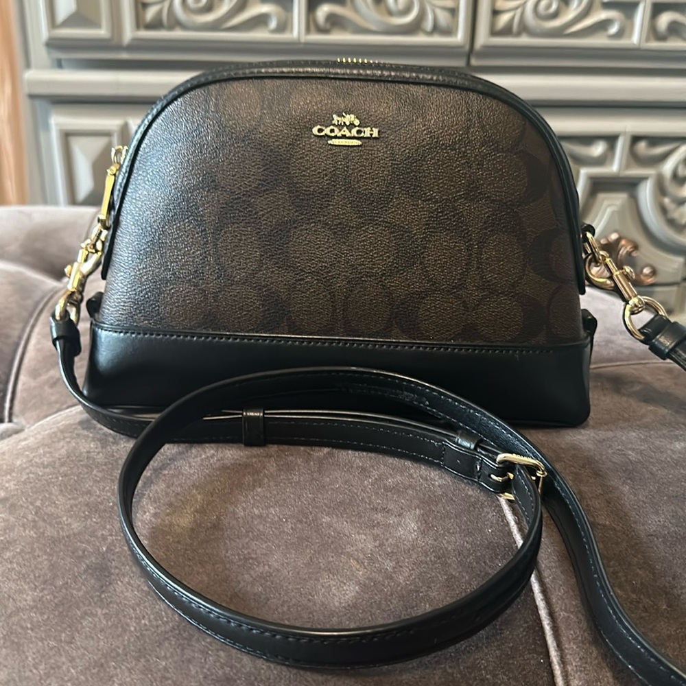 Coach Limited Signature Dome Crossbody (Leather)